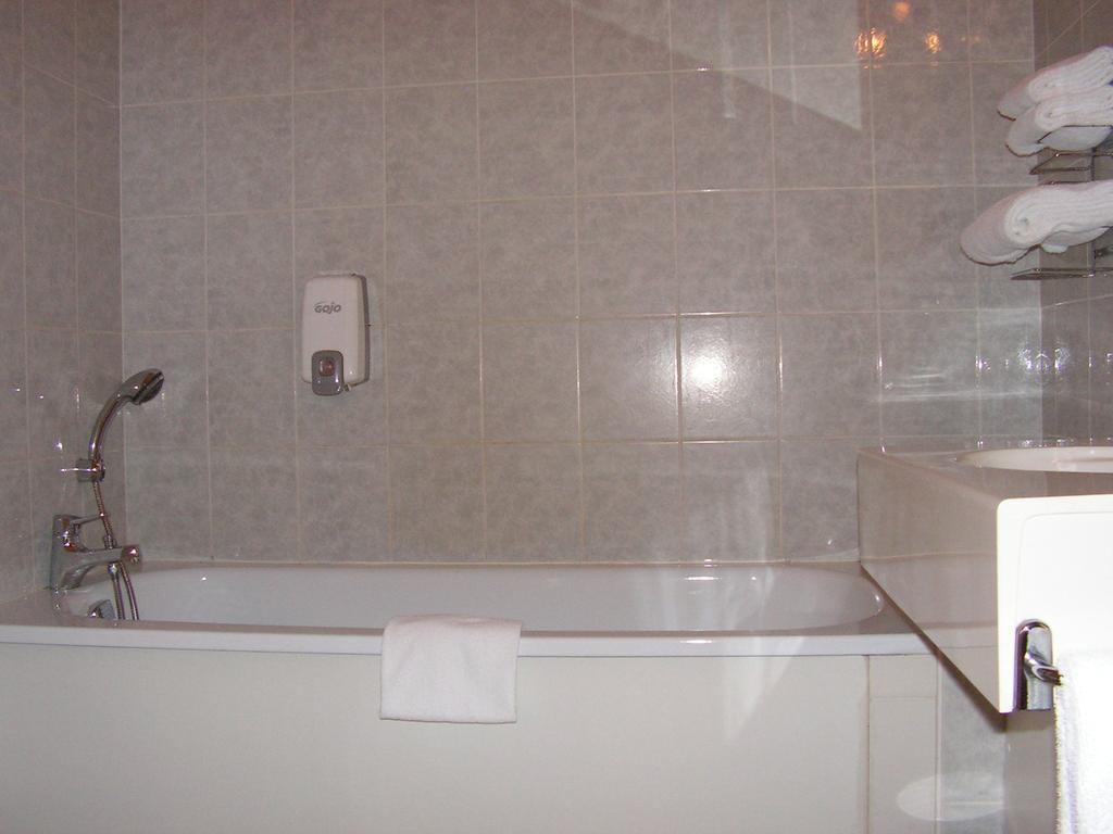 Le Bois Joli Hotel Massais Bagian luar foto