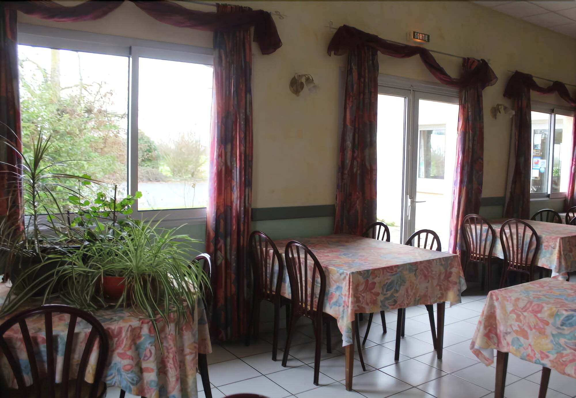 Le Bois Joli Hotel Massais Bagian luar foto